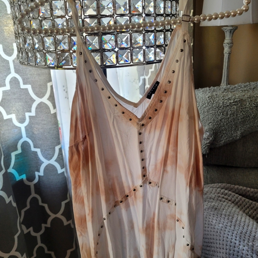 Torrid tank top white with beige accents and studs